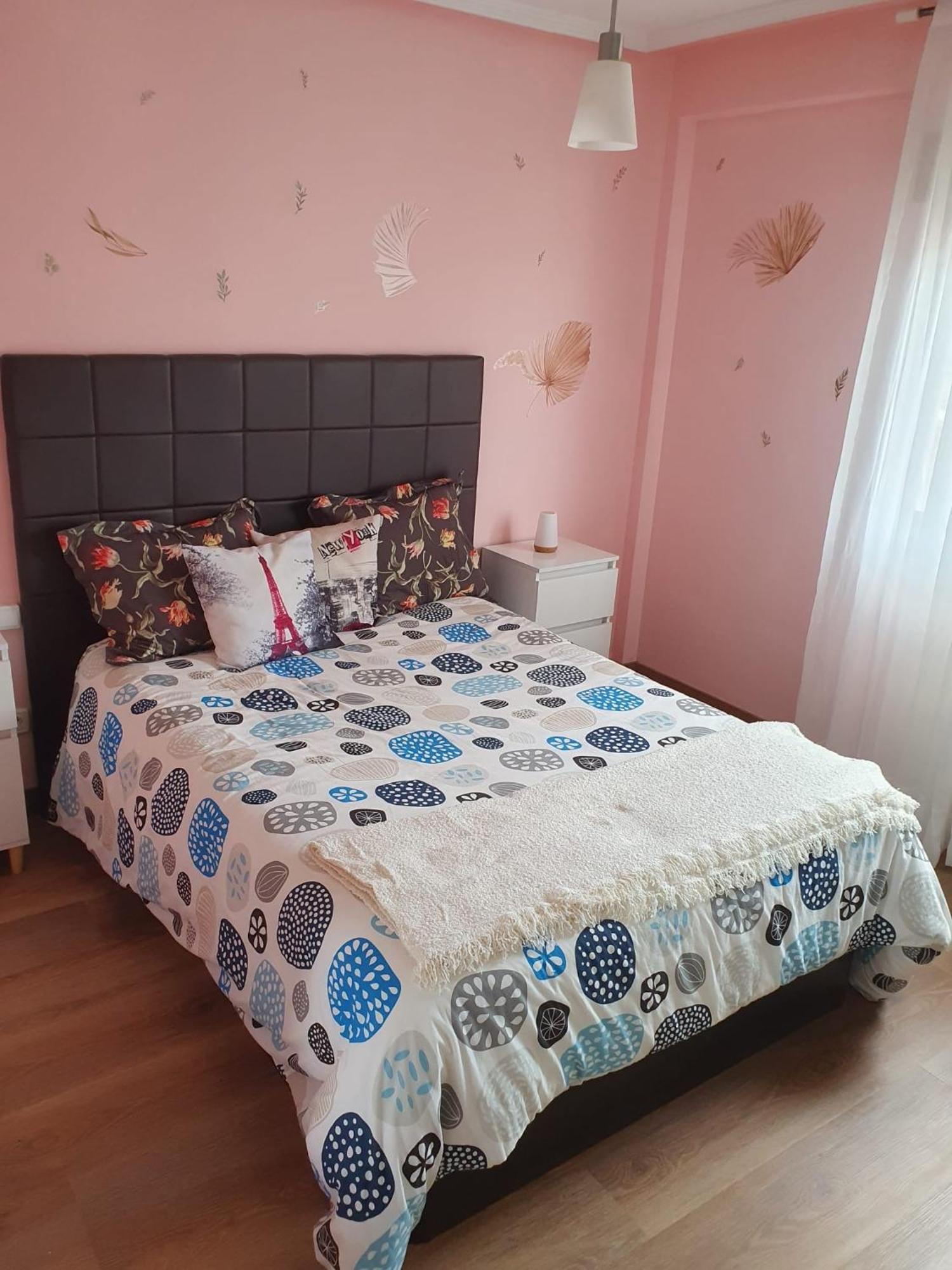 Vistas Monte Naranco Apartamento Con Parking 5Euros Al Dia Oviedo Kültér fotó